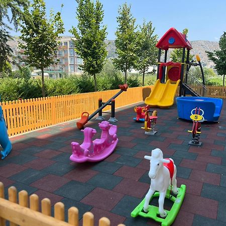 Domus Hotel & Apartments Shëngjin エクステリア 写真