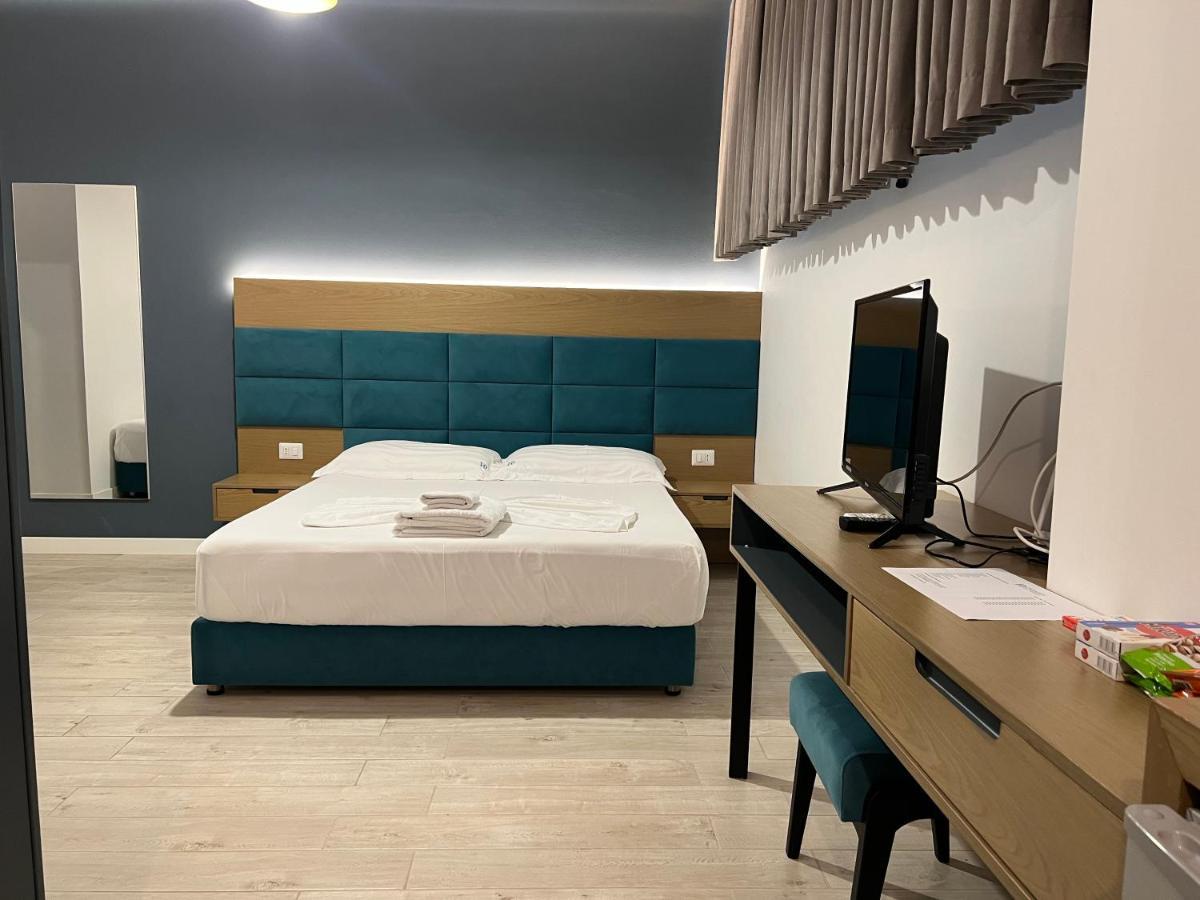 Domus Hotel & Apartments Shëngjin エクステリア 写真