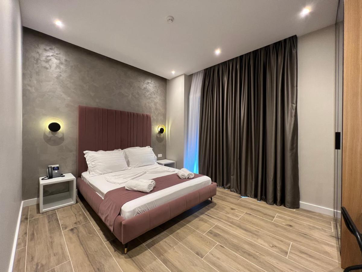 Domus Hotel & Apartments Shëngjin エクステリア 写真