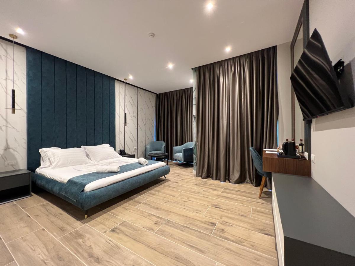 Domus Hotel & Apartments Shëngjin エクステリア 写真