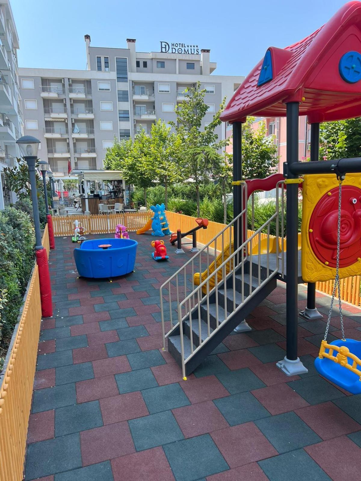 Domus Hotel & Apartments Shëngjin エクステリア 写真