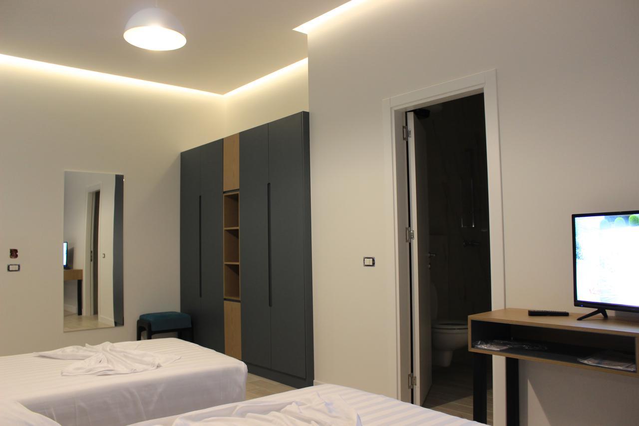Domus Hotel & Apartments Shëngjin エクステリア 写真