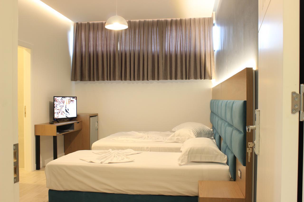 Domus Hotel & Apartments Shëngjin エクステリア 写真